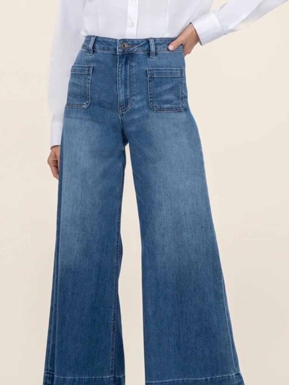 Kut from the Kloth Wide-Leg Jeans in Medium Blue Wash
